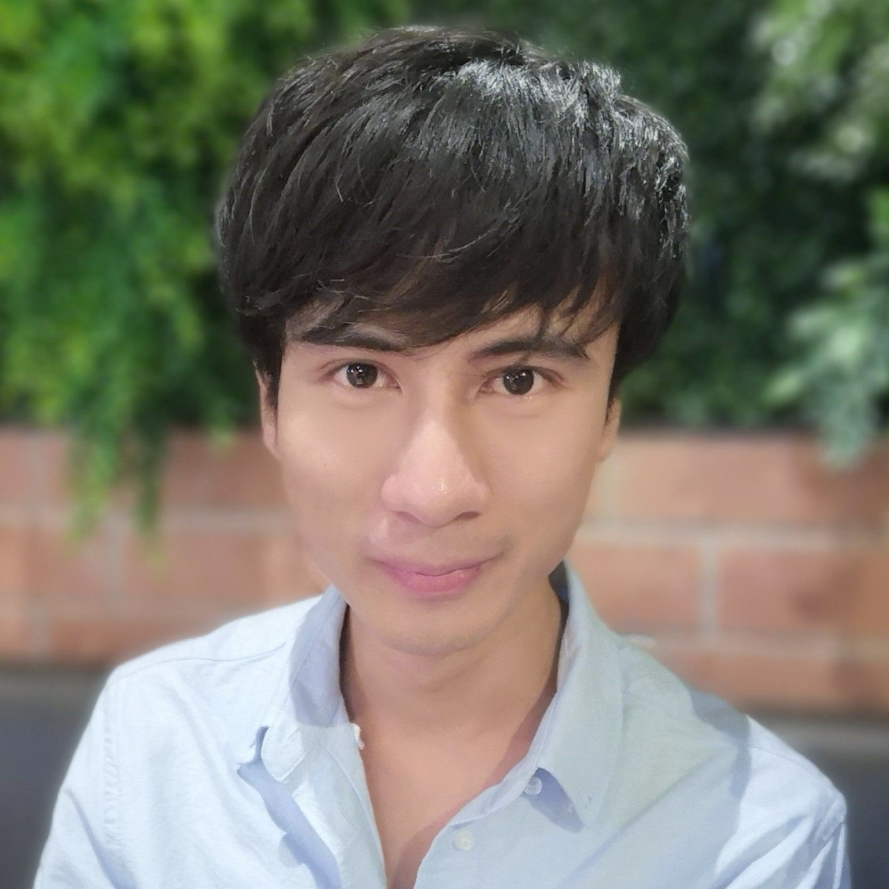 Photo of Akkapol Kinbuangam